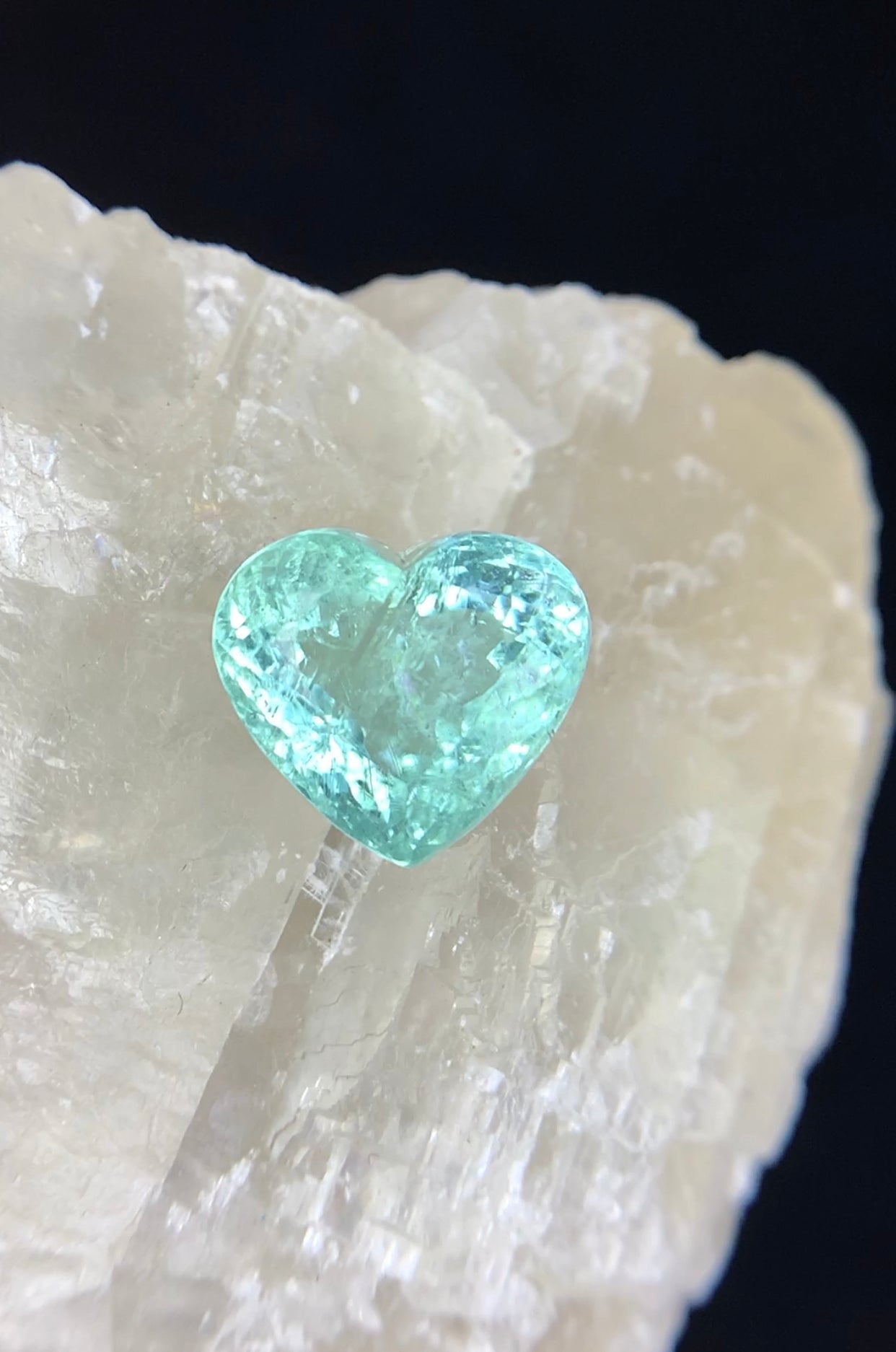 GIA - 4.48 cts Paraiba