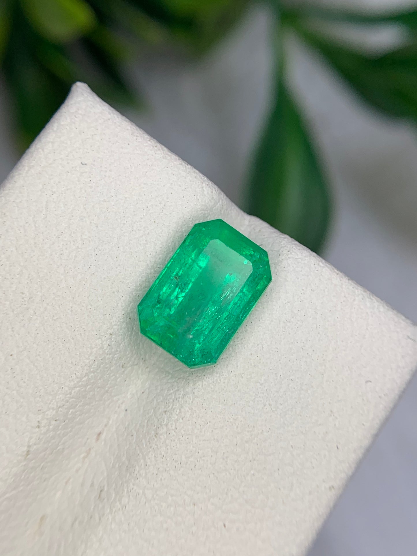 3.26 cts Colombian Emerald
