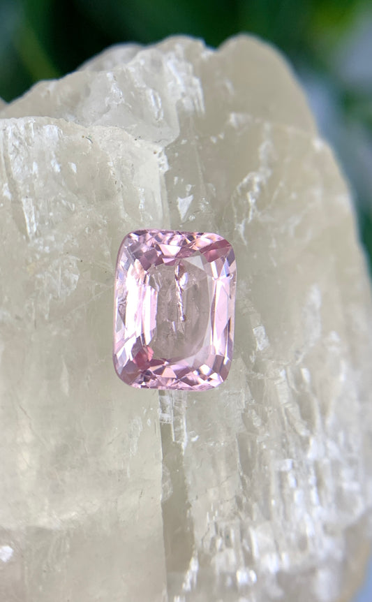 2.05 cts Natural Spinel, Burma.